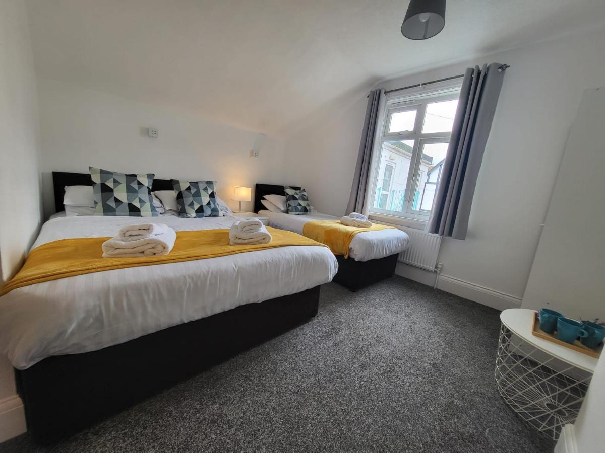 פיינטון Beach Hotel Torbay B&B מראה חיצוני תמונה