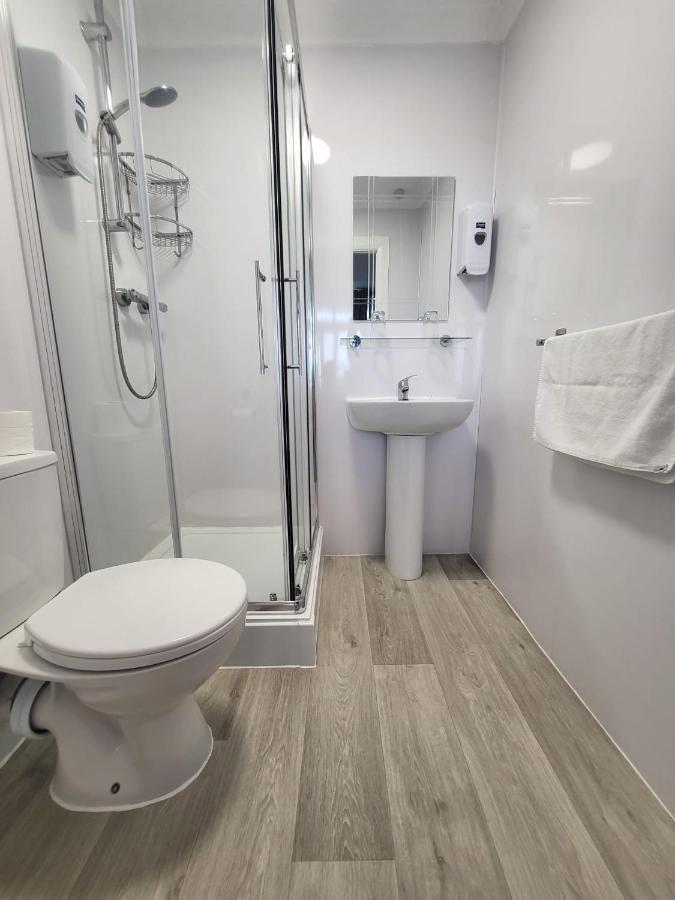 פיינטון Beach Hotel Torbay B&B מראה חיצוני תמונה