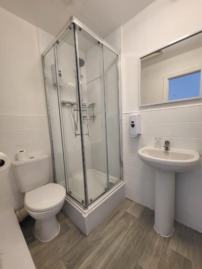 פיינטון Beach Hotel Torbay B&B מראה חיצוני תמונה
