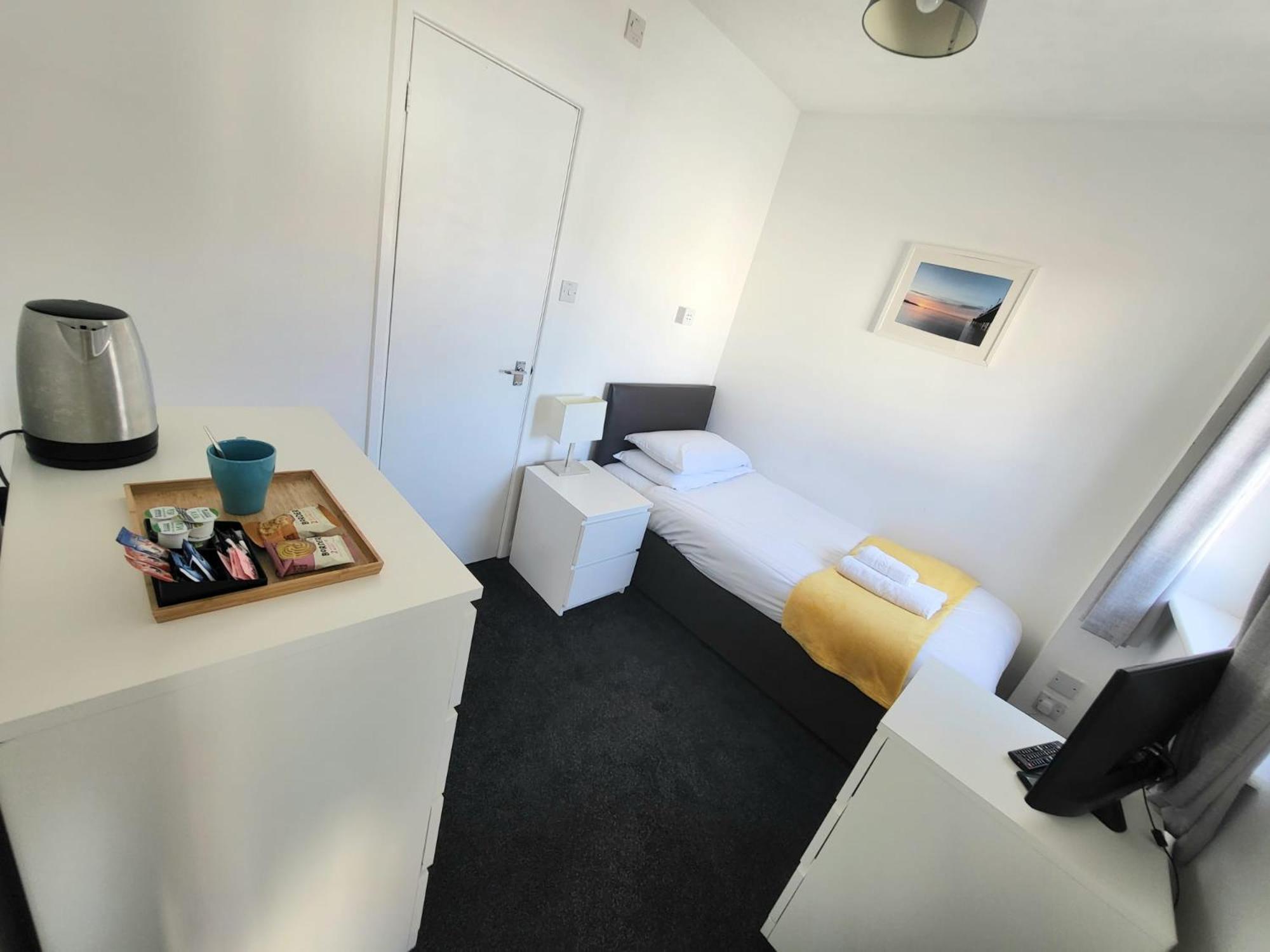 פיינטון Beach Hotel Torbay B&B מראה חיצוני תמונה